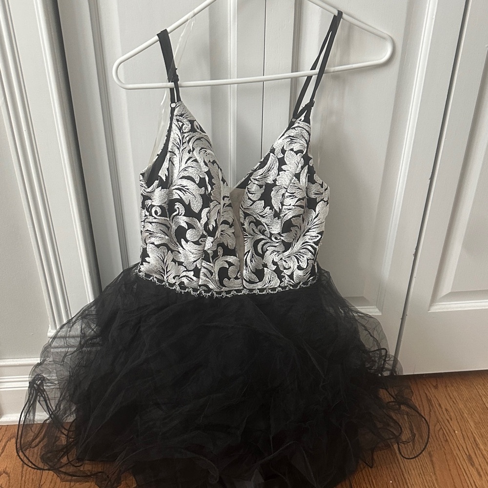 Chic Black and White High Low Dress